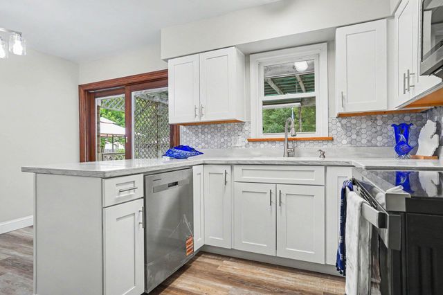 1605 Hansen Street, Muskegon, MI 49445