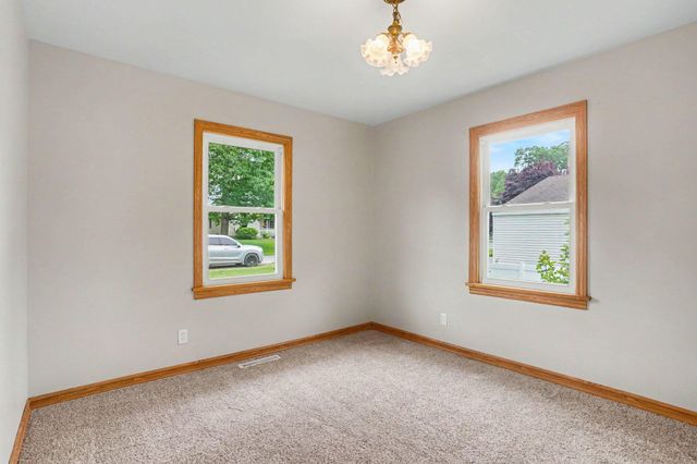1605 Hansen Street, Muskegon, MI 49445