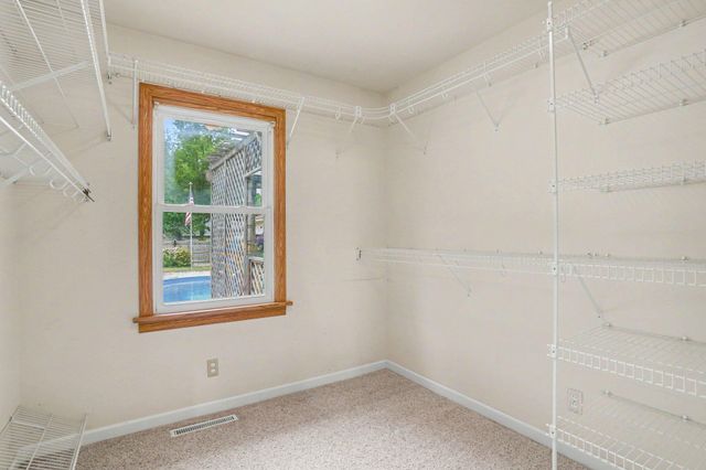 1605 Hansen Street, Muskegon, MI 49445