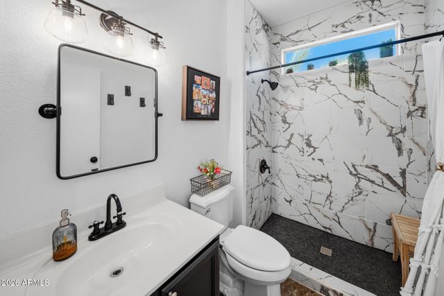 15950 W QUAIL CREEK Lane, Surprise, AZ 85374