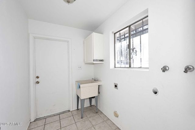 8002 N 106TH Avenue, Peoria, AZ 85345