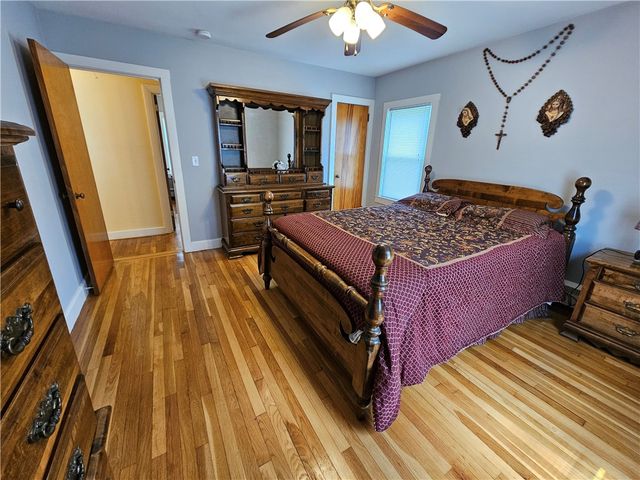 461 River Road, Lincoln, RI 02865