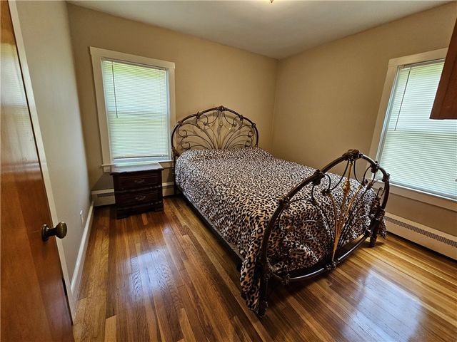 461 River Road, Lincoln, RI 02865