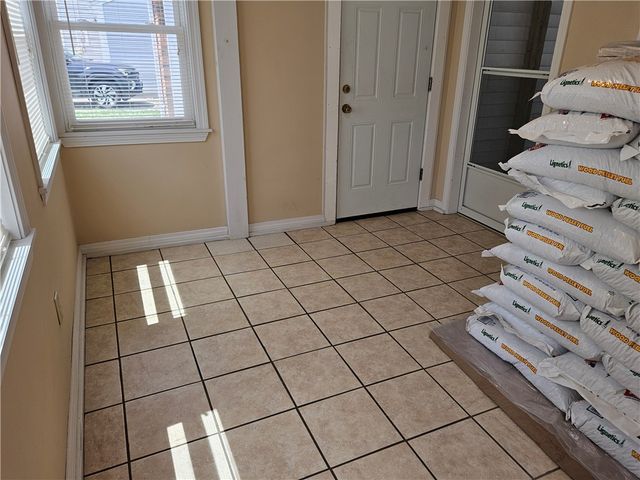 461 River Road, Lincoln, RI 02865
