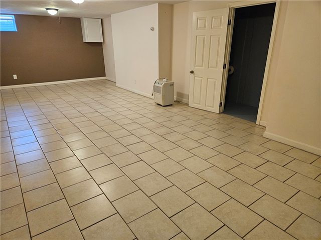 461 River Road, Lincoln, RI 02865