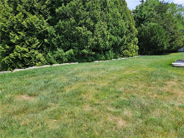 461 River Road, Lincoln, RI 02865