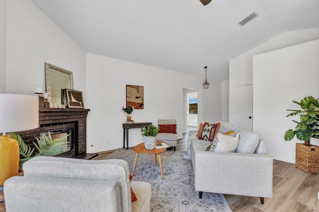901 Javan Way, Suisun City, CA 94585