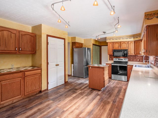 9707 Crottinger Road, Plain City, OH 43064