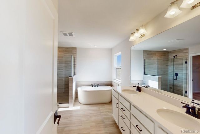 11705 Powell Ridge Lane, Washington Township, MI 48094