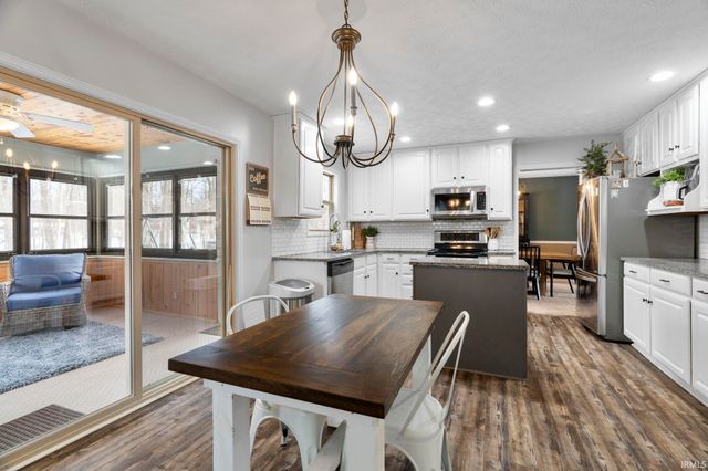 7561 Ridgeview Lane, Lafayette, IN 47905