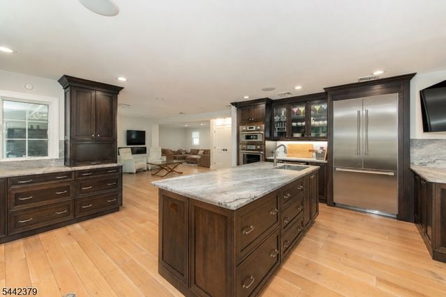57 Coventry Rd, Wayne Twp., NJ 07470