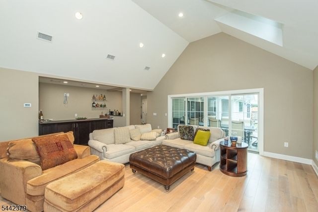 57 Coventry Rd, Wayne Twp., NJ 07470