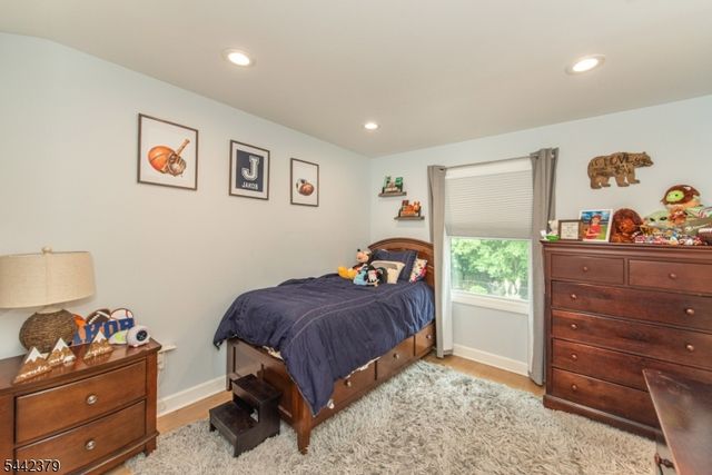 57 Coventry Rd, Wayne Twp., NJ 07470