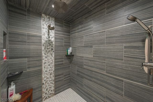 57 Coventry Rd, Wayne Twp., NJ 07470