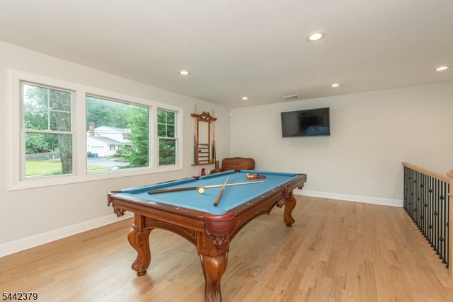 57 Coventry Rd, Wayne Twp., NJ 07470