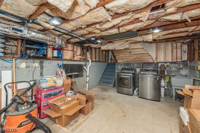 57 Coventry Rd, Wayne Twp., NJ 07470