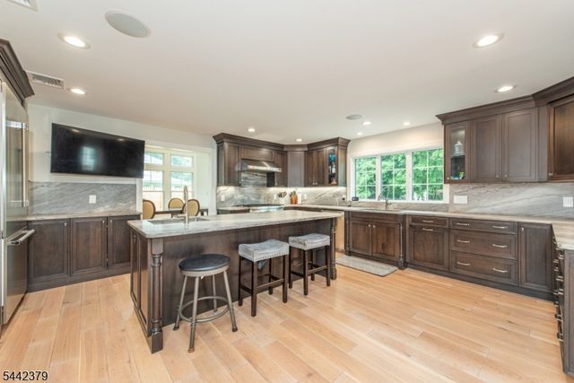 57 Coventry Rd, Wayne Twp., NJ 07470