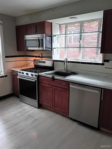 5936 Pamplin Avenue, St Louis, MO 63147