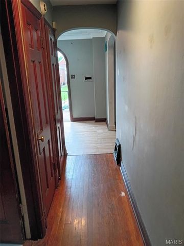 5936 Pamplin Avenue, St Louis, MO 63147