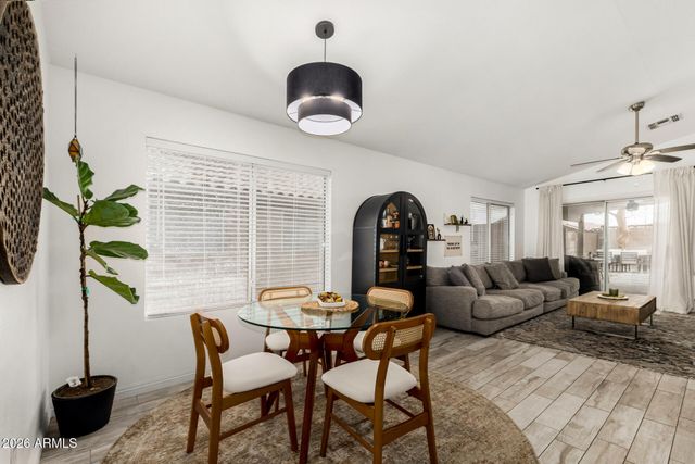 9235 E CAROL Avenue, Mesa, AZ 85208