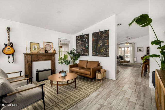 9235 E CAROL Avenue, Mesa, AZ 85208