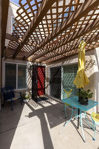2700 Via Portola, Fullerton, CA 92835