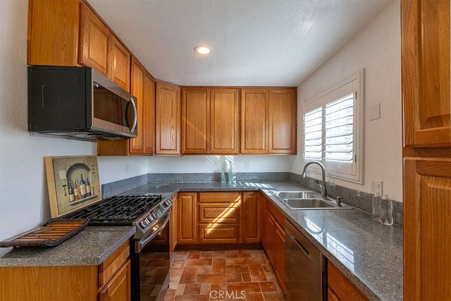 2700 Via Portola, Fullerton, CA 92835