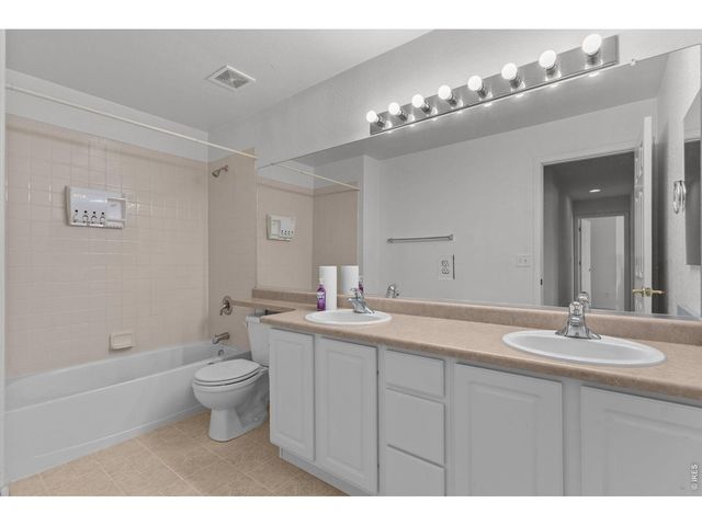 1408 Leahy Dr, Fort Collins, CO 80526