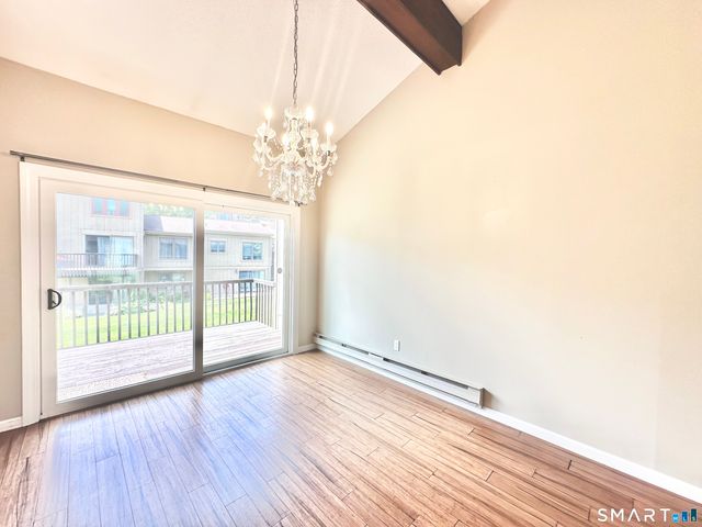 33 Pilgrim Harbor B, Wallingford, CT 06492