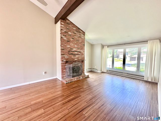 33 Pilgrim Harbor B, Wallingford, CT 06492