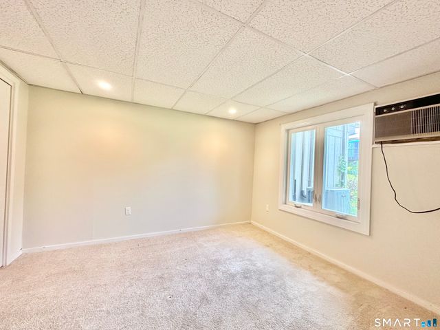 33 Pilgrim Harbor B, Wallingford, CT 06492