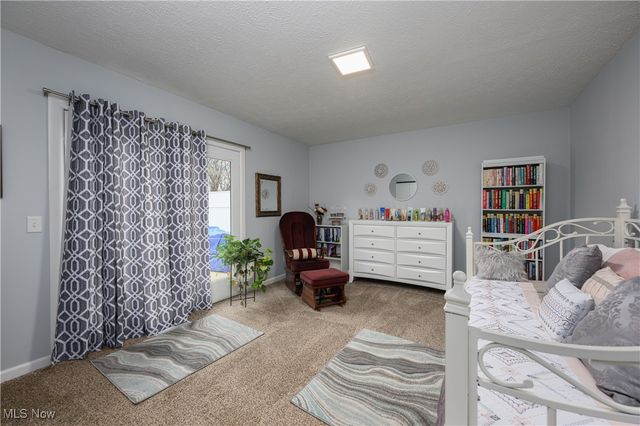 1735 Ledgewood Boulevard NE, Massillon, OH 44646