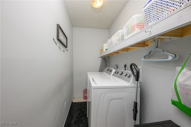 1735 Ledgewood Boulevard NE, Massillon, OH 44646