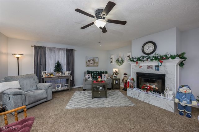 1735 Ledgewood Boulevard NE, Massillon, OH 44646