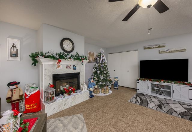 1735 Ledgewood Boulevard NE, Massillon, OH 44646