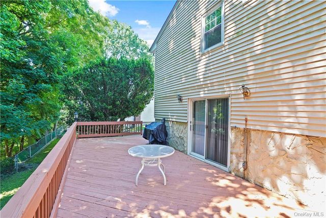 124 Northfield Avenue, Dobbs Ferry, NY 10522