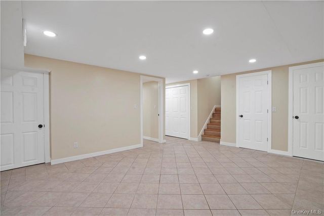 124 Northfield Avenue, Dobbs Ferry, NY 10522