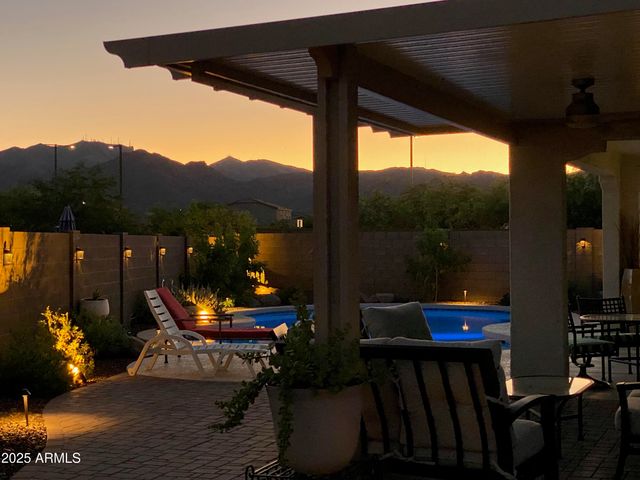 18879 W CHOLLA Street, Surprise, AZ 85388
