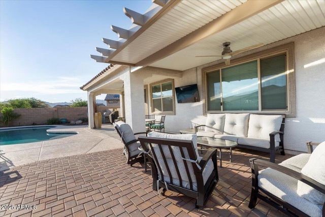 18879 W CHOLLA Street, Surprise, AZ 85388