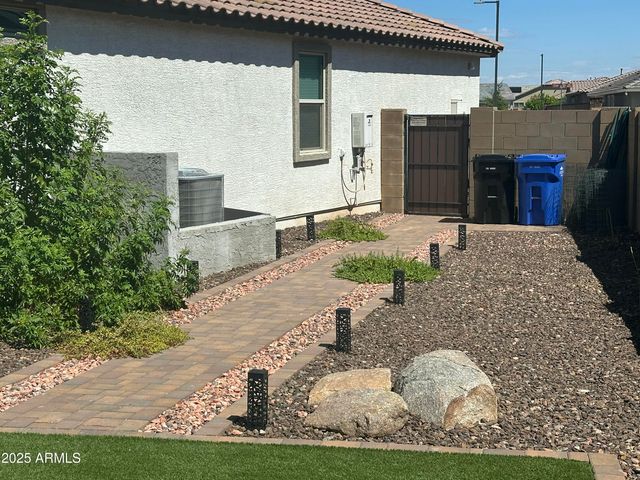 18879 W CHOLLA Street, Surprise, AZ 85388