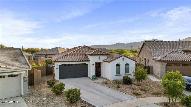 18879 W CHOLLA Street, Surprise, AZ 85388