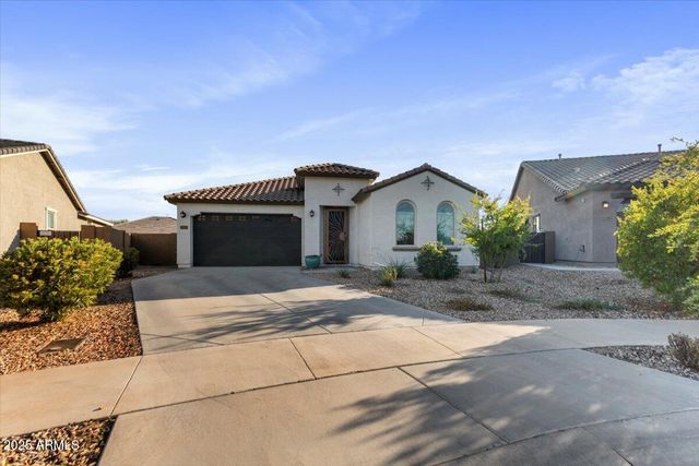 18879 W CHOLLA Street, Surprise, AZ 85388