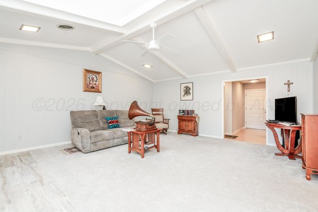 6810 MONTAGUE Drive, Amarillo, TX 79109