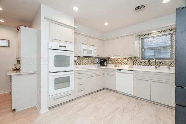 6810 MONTAGUE Drive, Amarillo, TX 79109