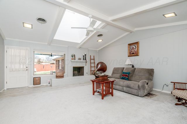 6810 MONTAGUE Drive, Amarillo, TX 79109