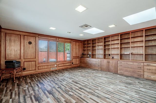 6810 MONTAGUE Drive, Amarillo, TX 79109