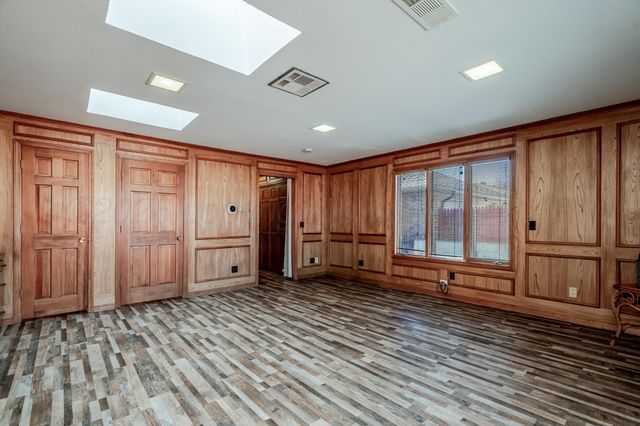 6810 MONTAGUE Drive, Amarillo, TX 79109