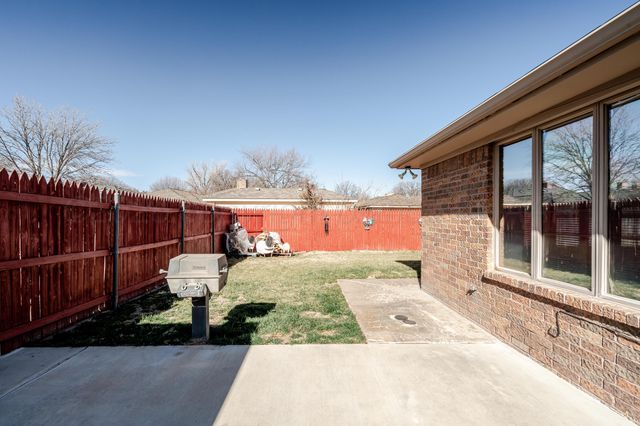 6810 MONTAGUE Drive, Amarillo, TX 79109