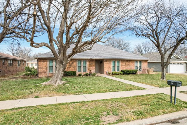 6810 MONTAGUE Drive, Amarillo, TX 79109