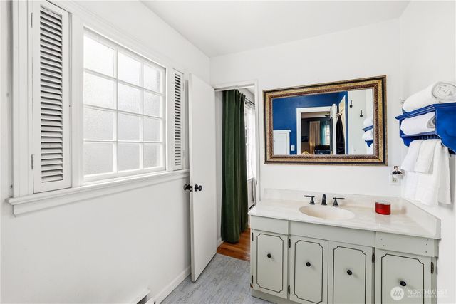18 Ponce de Leon Crk SW, Lakewood, WA 98499